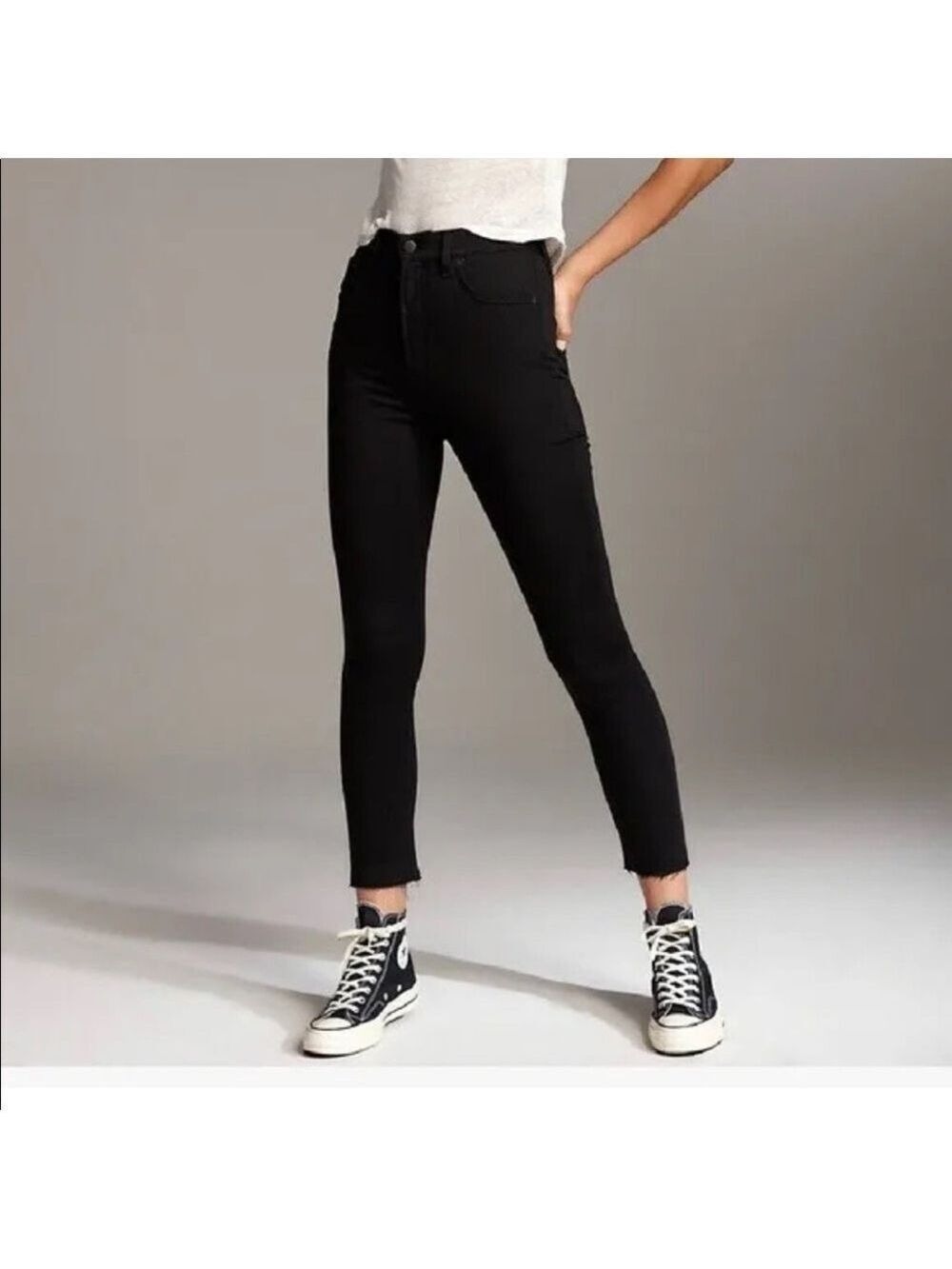 Denim Forum Aritzia Size 23 The Lola High Rise Skinny Crop Jeans Raw Hem Black